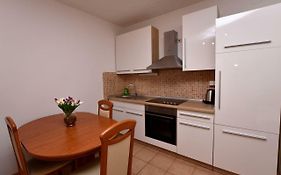 Apartment Tome